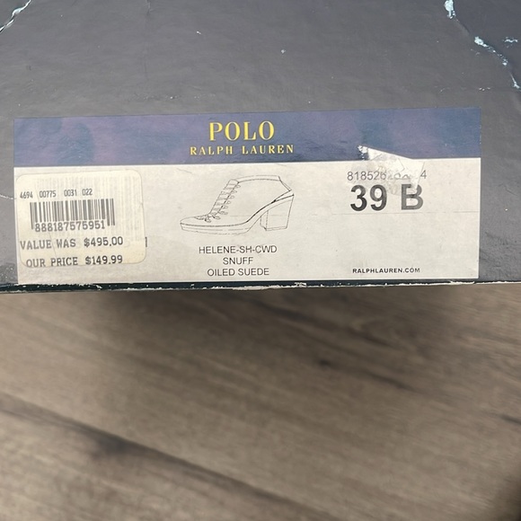 Boots - Picture 7 of 7